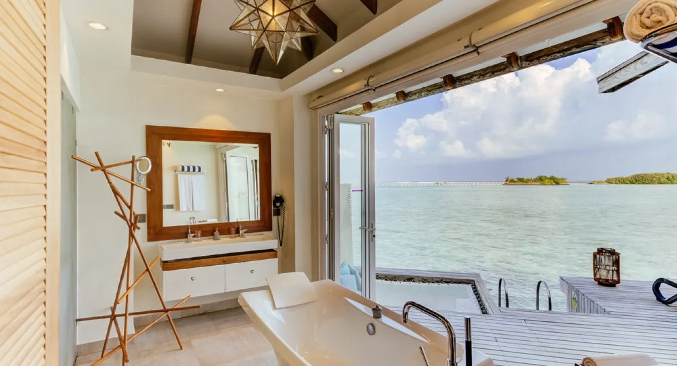 Over Water Suite фото 10. Cinnamon Dhonveli Maldives