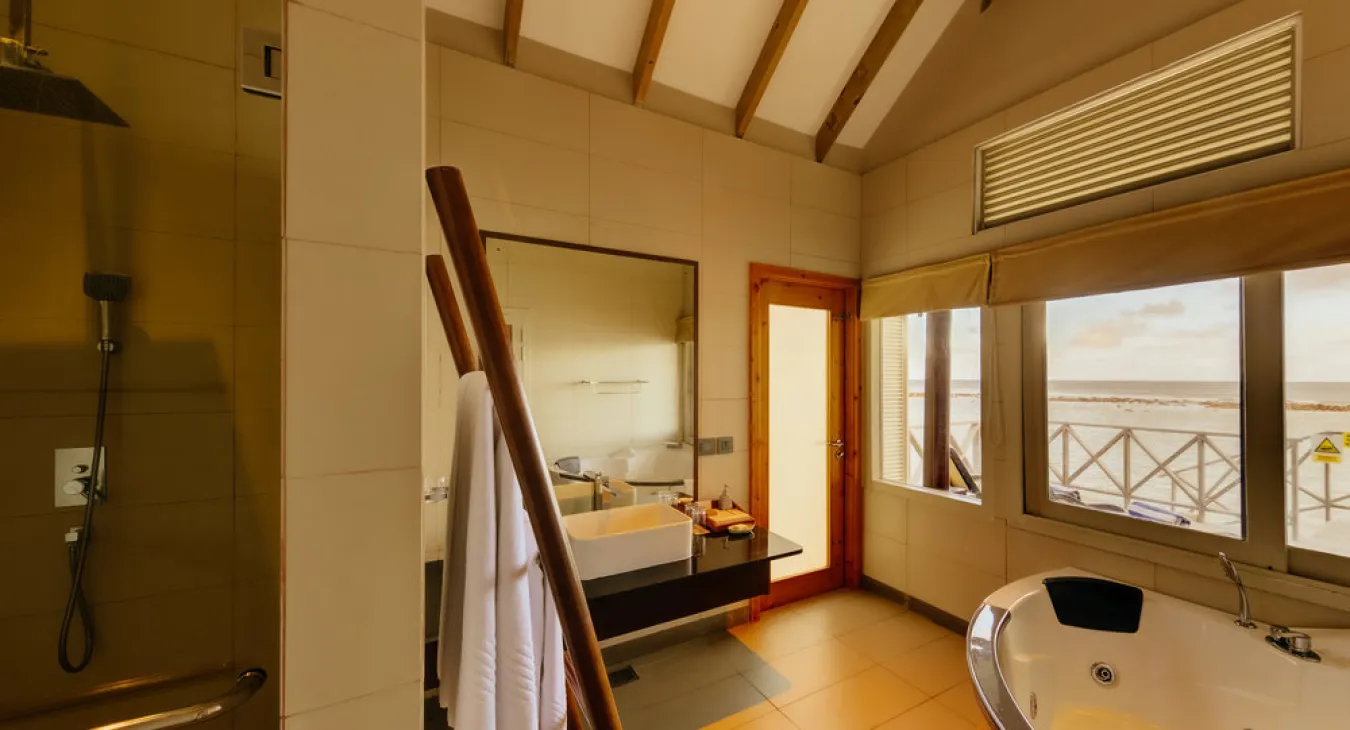 Water Bungalow фото 6. Cinnamon Dhonveli Maldives